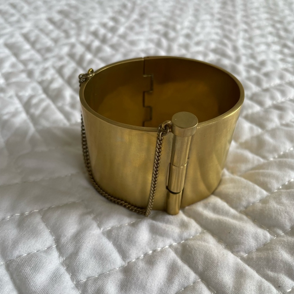 Rivet & Thread Pin Closure Bracelet